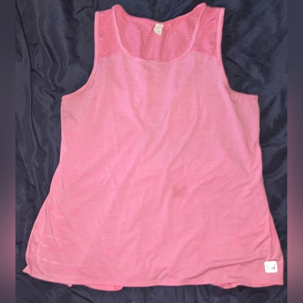 Women's pink tank top size large